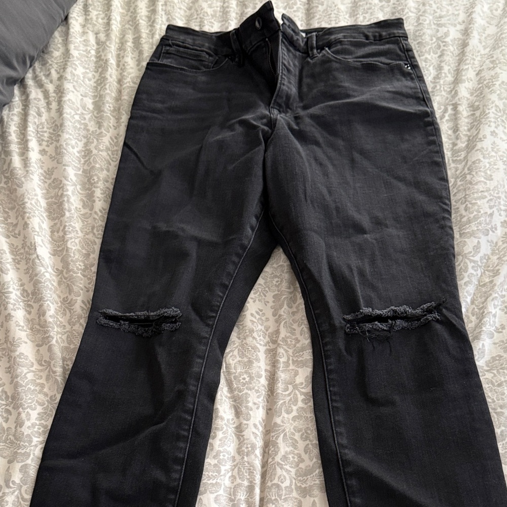 Good American Charcoal Distressed Jeans
